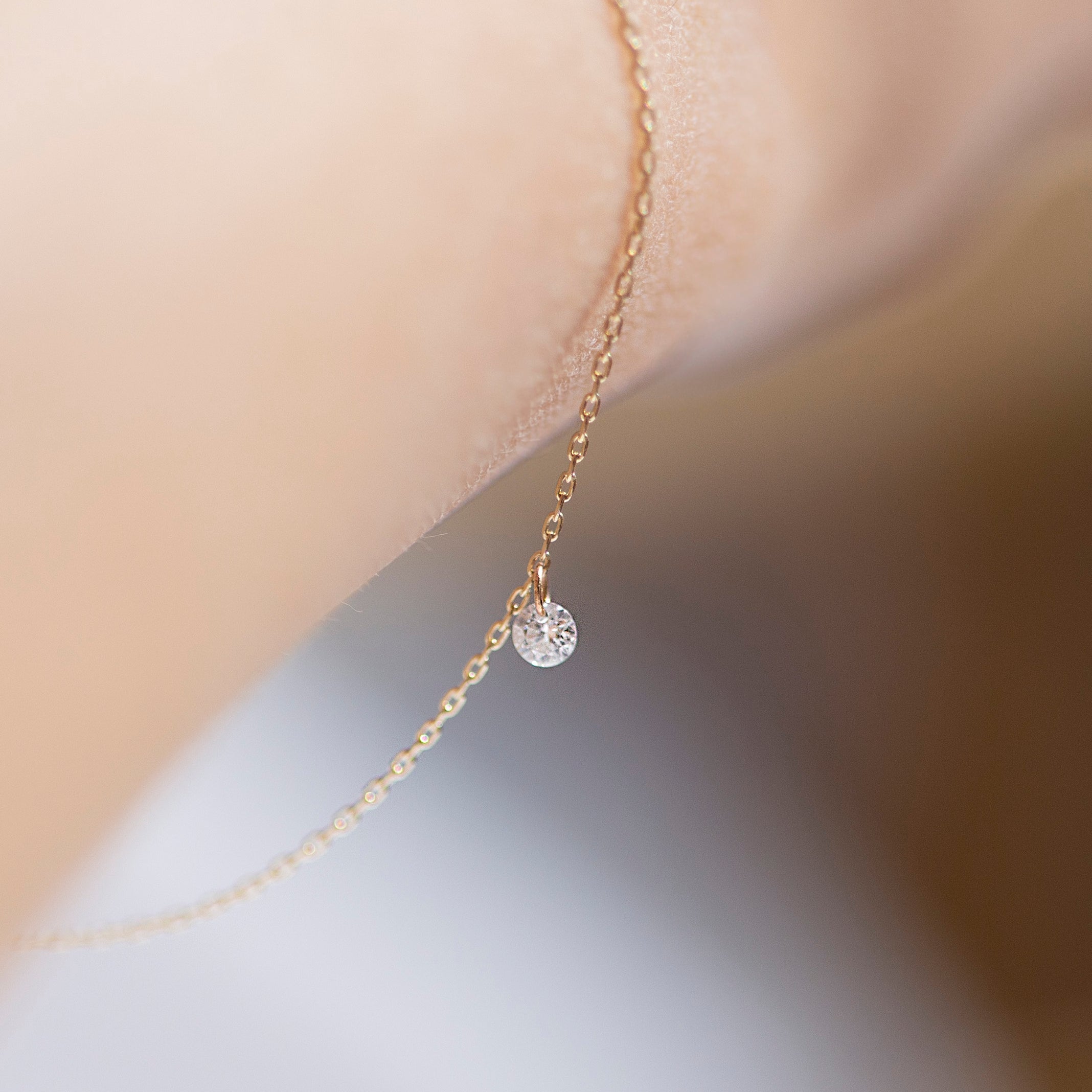 bare diamond details