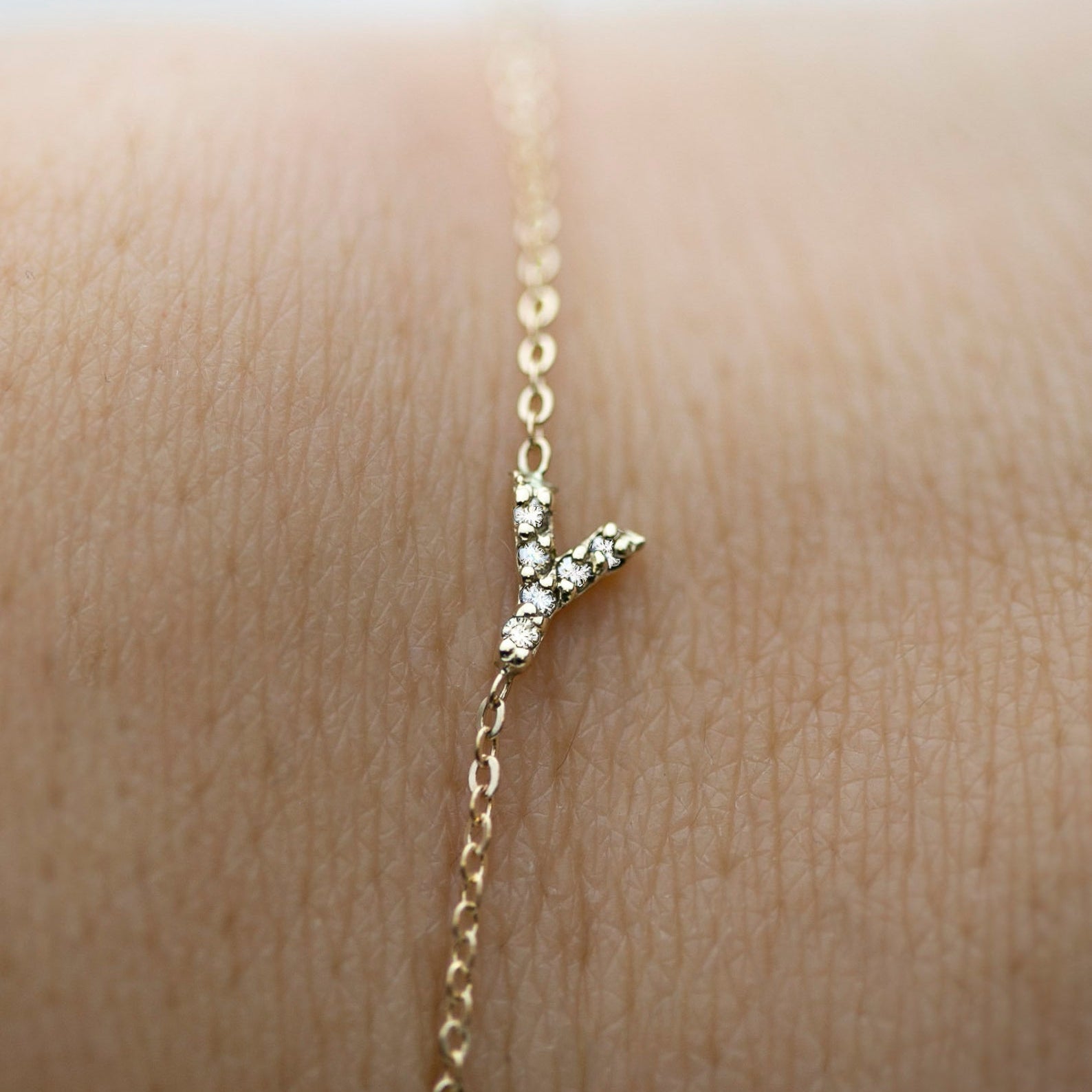 The perfect choice for the woman who values simplicity and sophistication in her everyday style.
