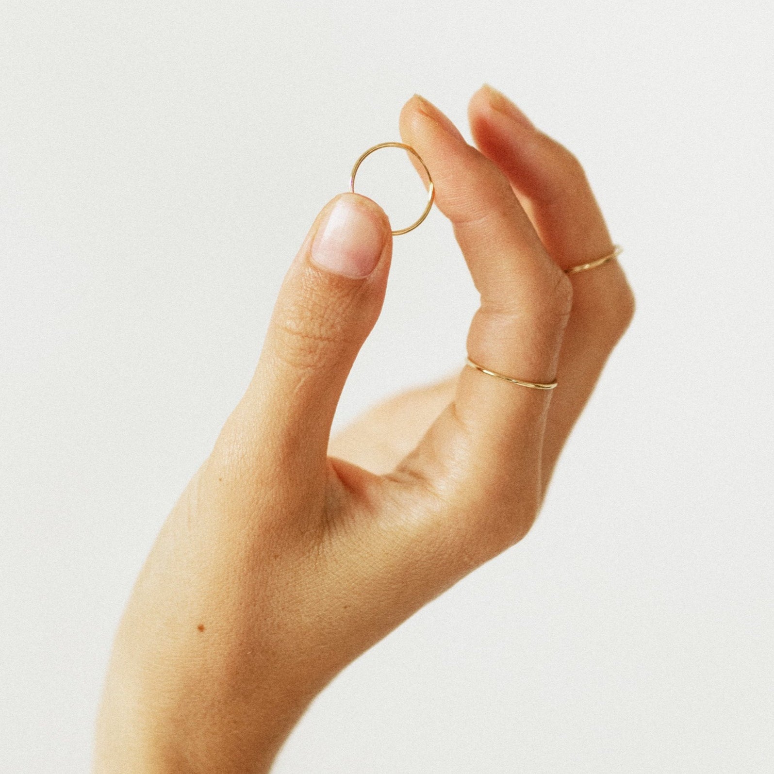 simple gold rings