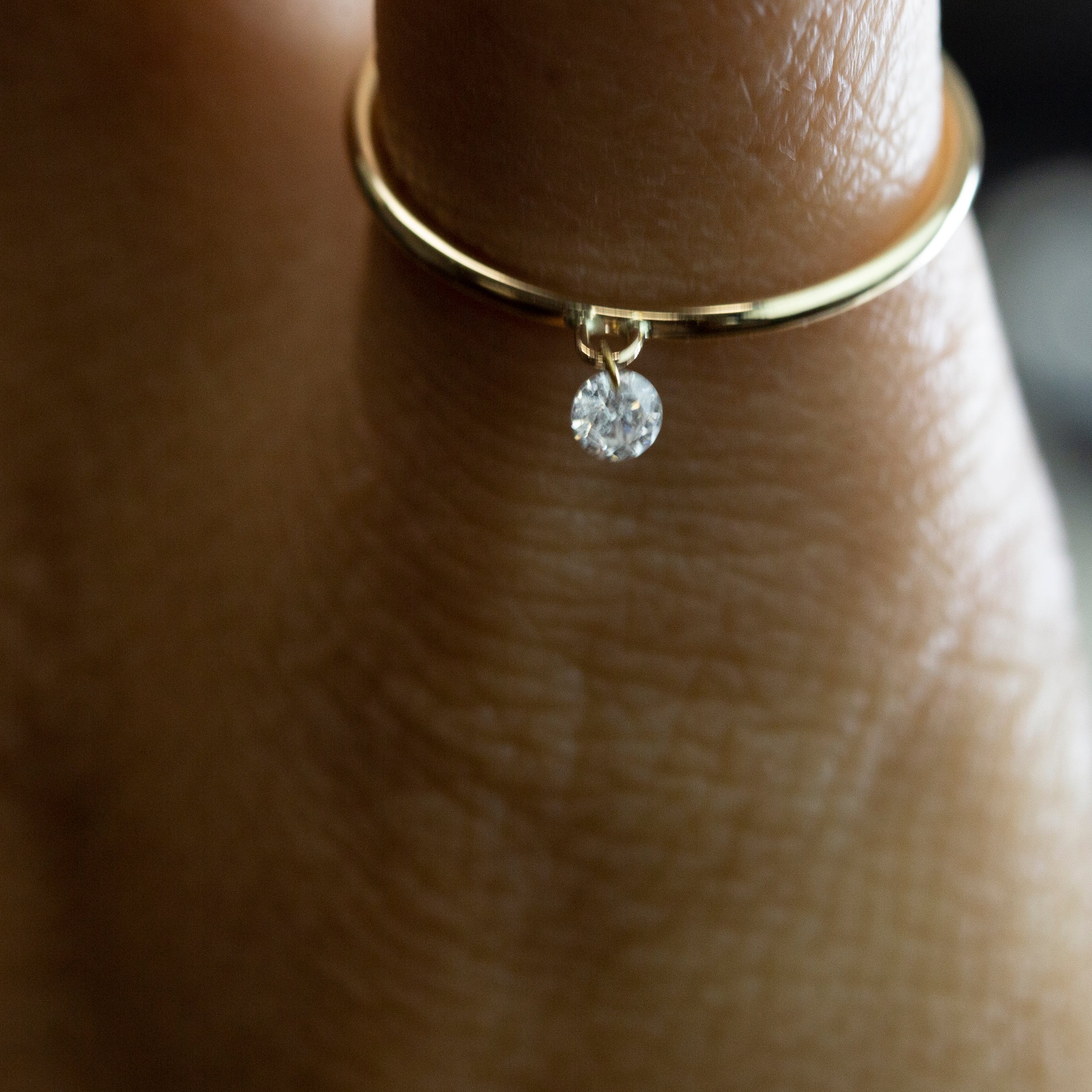 diamond dangle ring
