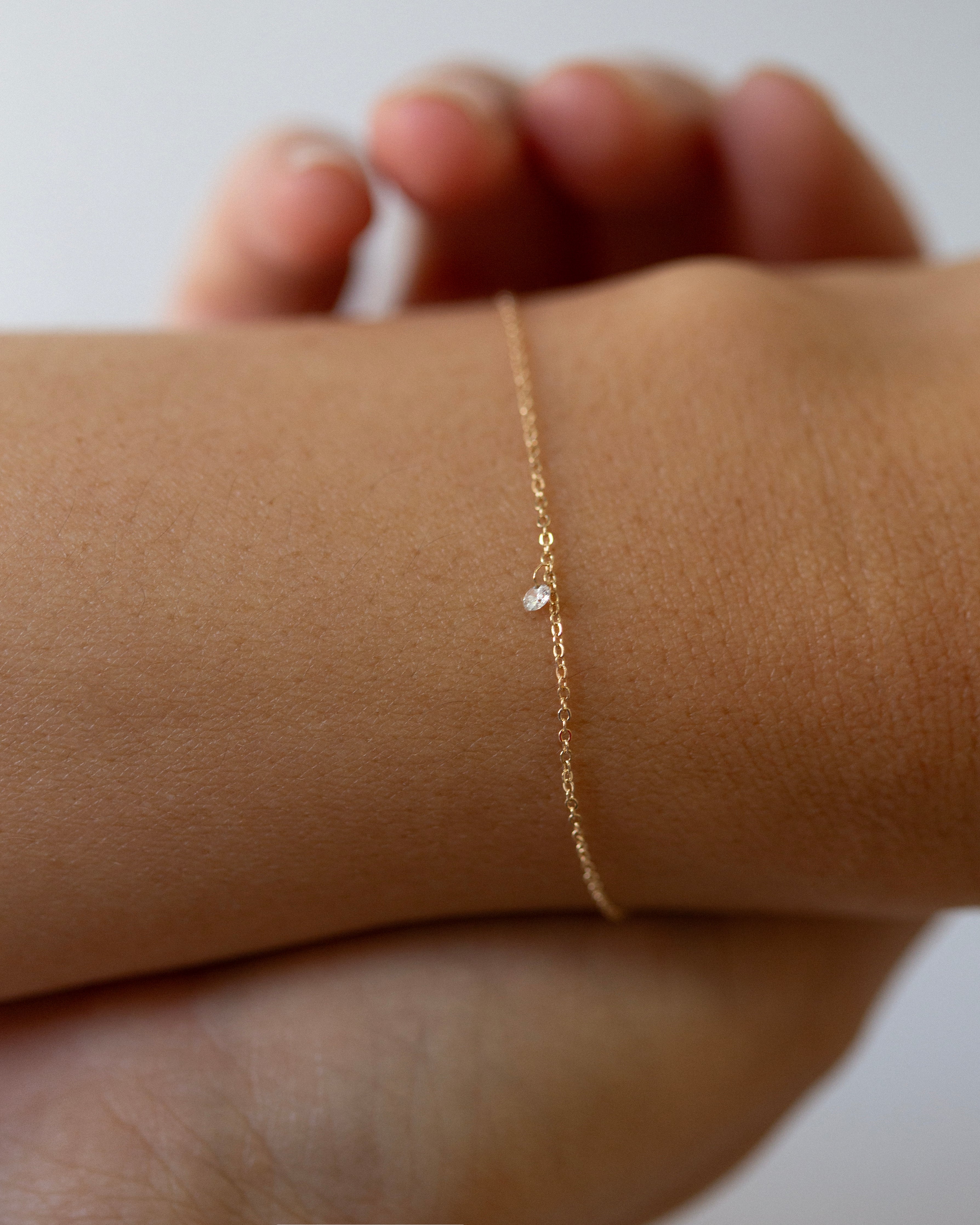 14k Gold Bare Diamond Bracelet – E&E PROJECT