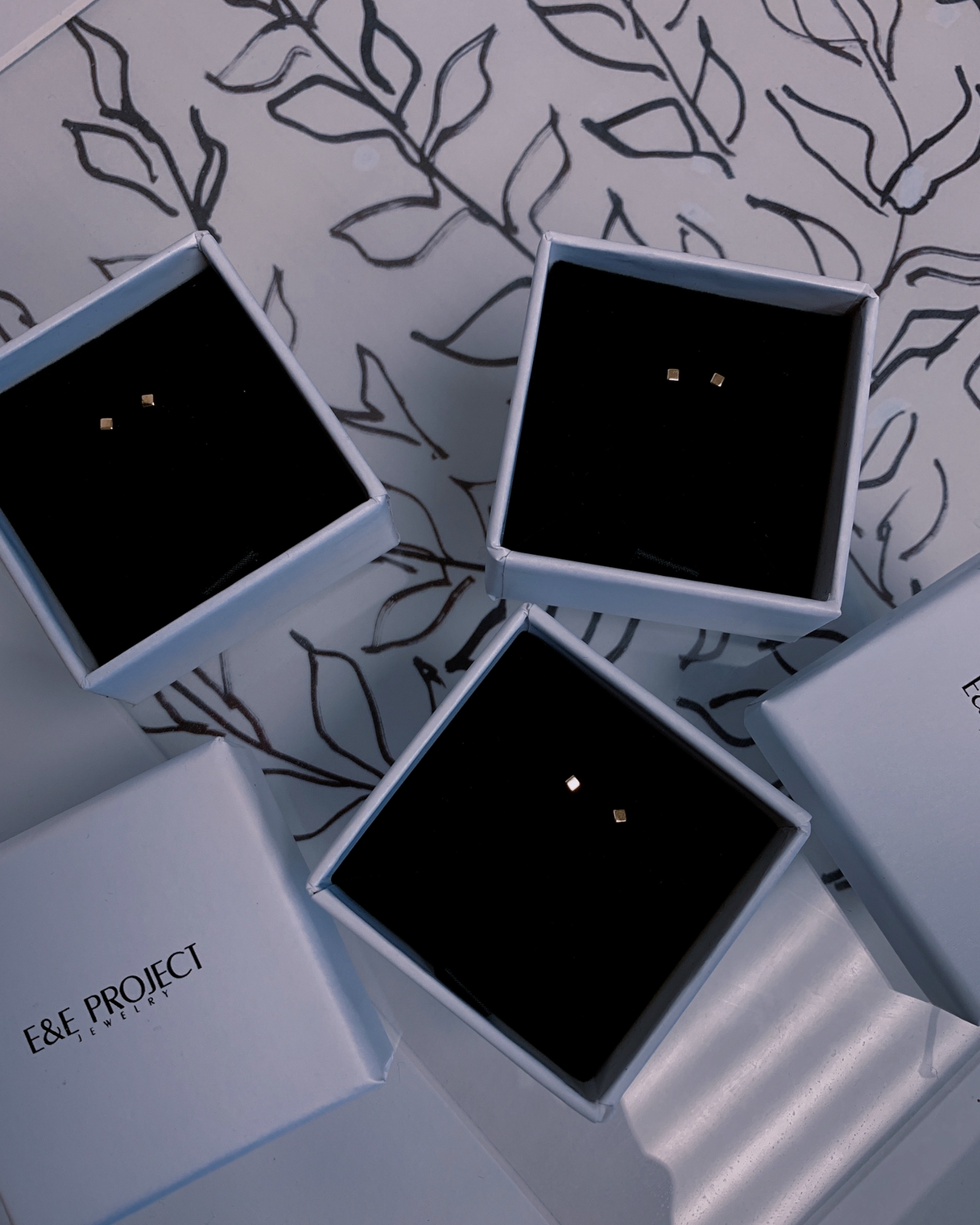 Lightest cute small cube earrings.