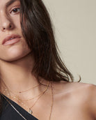 This necklace features a miraculous medal, a widely recognized depiction of the Virgin Mary in the Catholic faith. An ideal present with significance for baptism or Christmas.