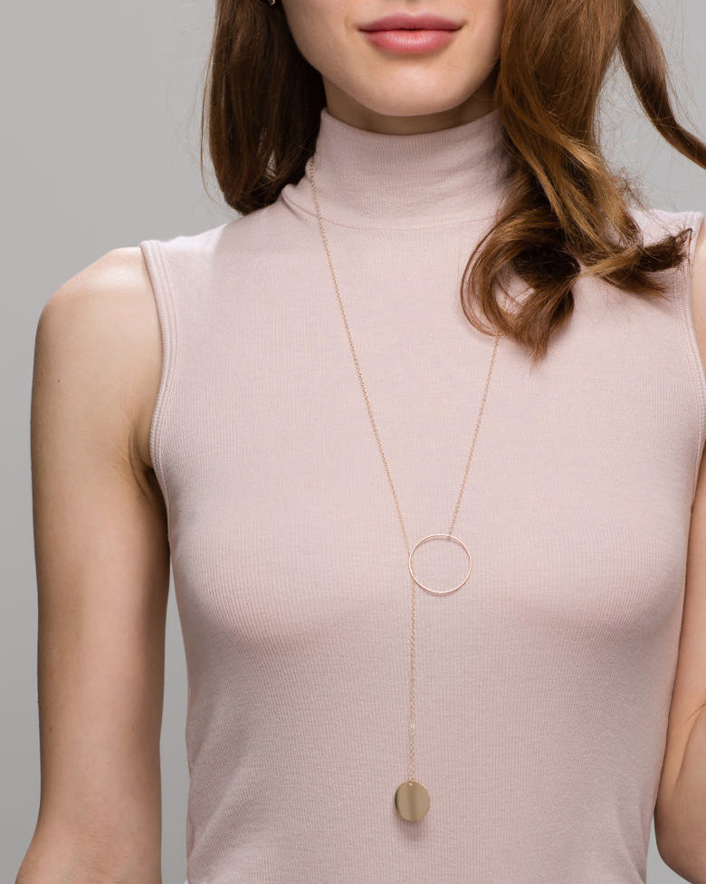 Big Halo Y Lariat Necklace
Perfect long necklace for Summer and winter outfit !