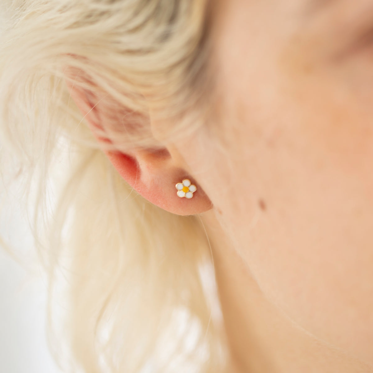 Hammered Daisy Flower Earrings – Made In Oregon Hammered Daisy Flower Earrings – Made In Oregon