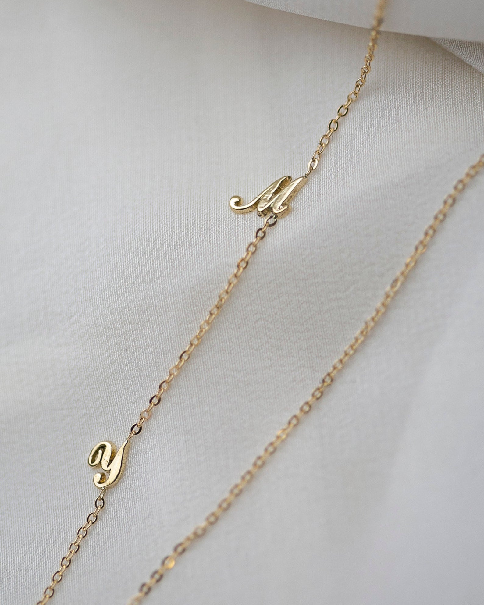 Custom Dainty Sideways Letter Initial Box Chain Necklace | Caitlyn  Minimalist