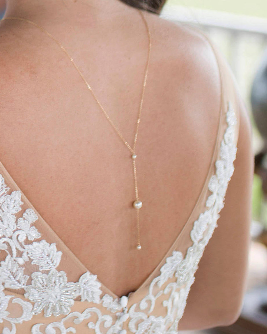 Pearl Backdrop Necklace • AntEva Crafts